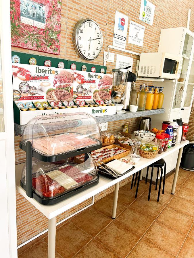 Hostal El Faro Chipiona Esterno foto