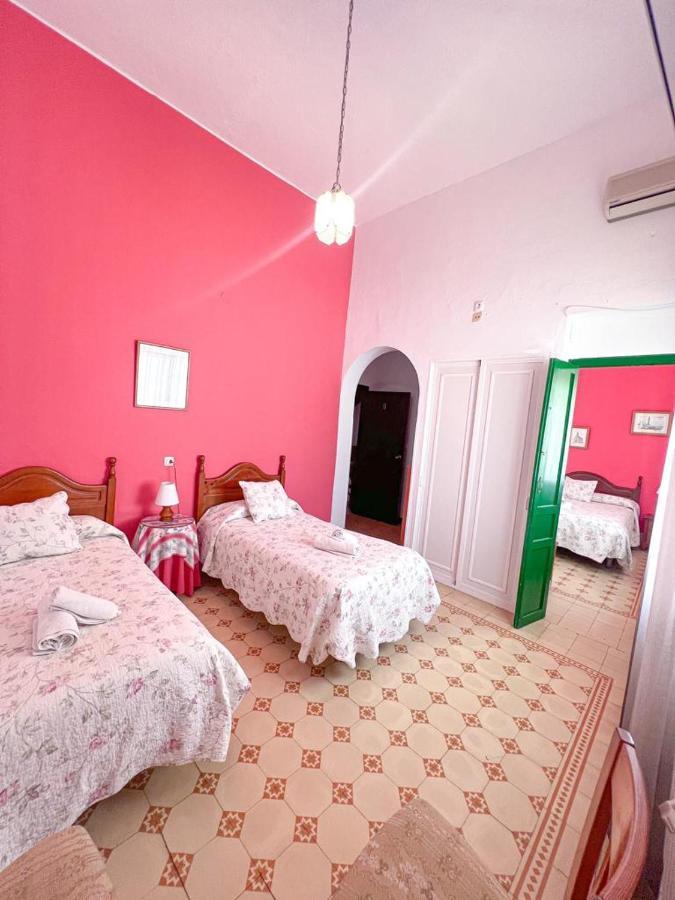 Hostal El Faro Chipiona Esterno foto