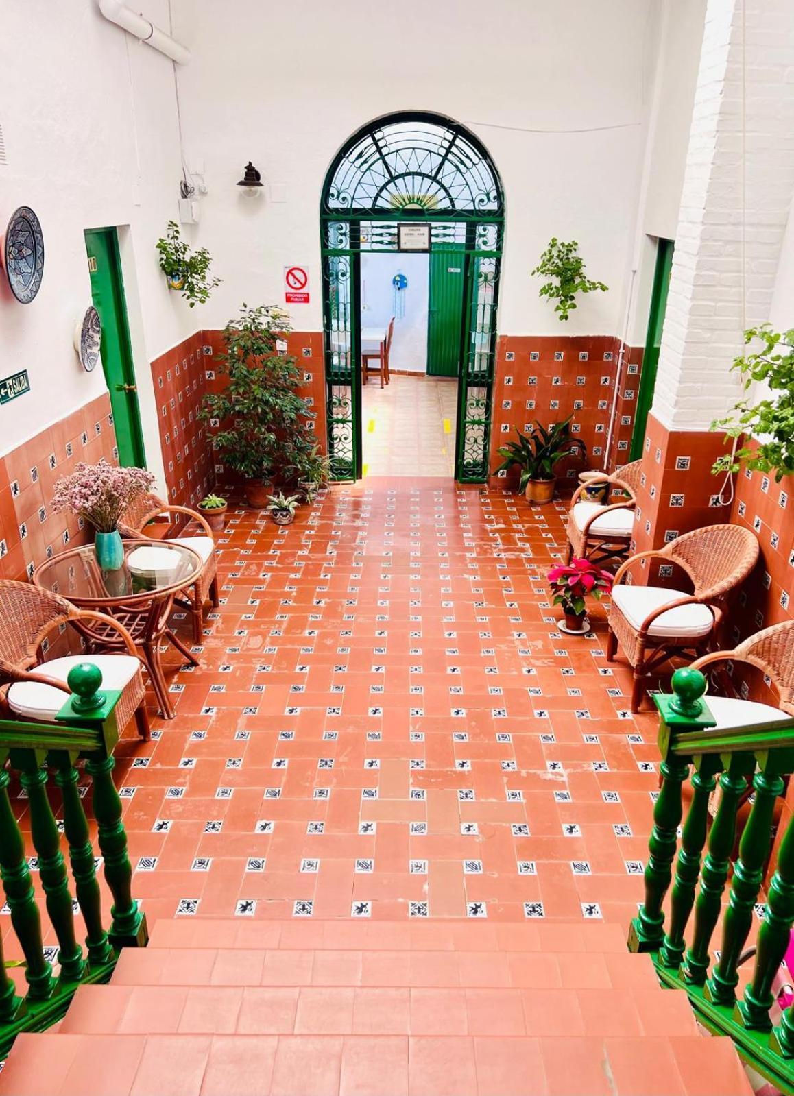 Hostal El Faro Chipiona Esterno foto