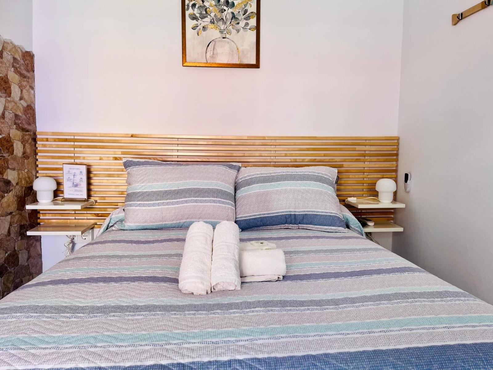 Hostal El Faro Chipiona Esterno foto