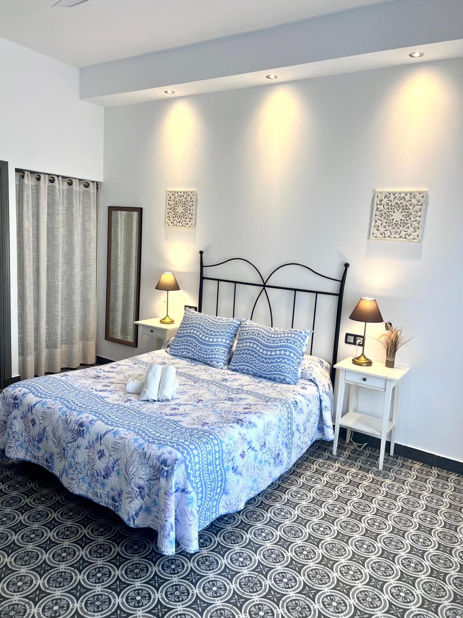 Hostal El Faro Chipiona Esterno foto