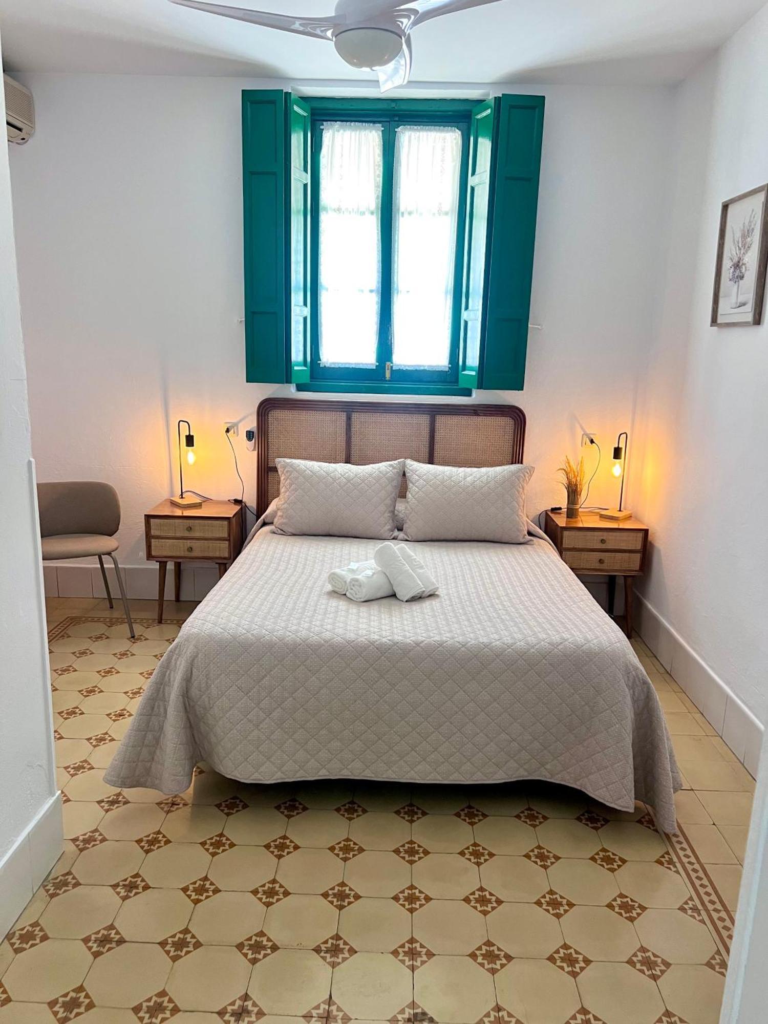 Hostal El Faro Chipiona Esterno foto